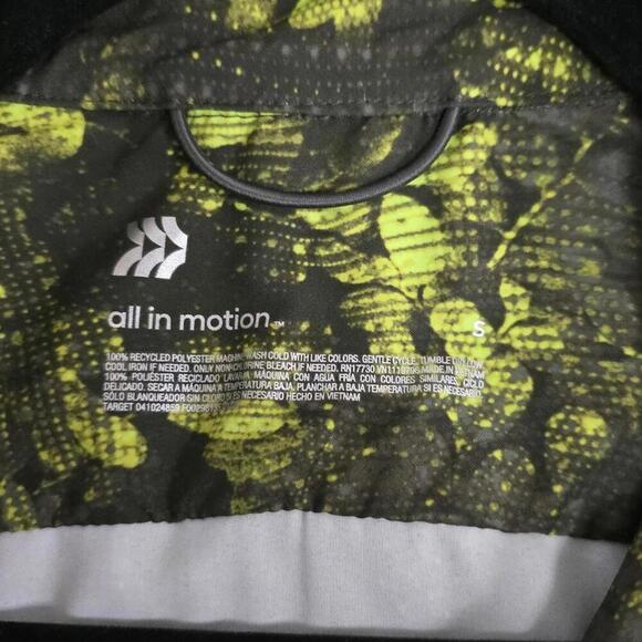 Men's Short Sleeve Resort T-Shirt | All in Motion | Small - Picture 7 of 12
